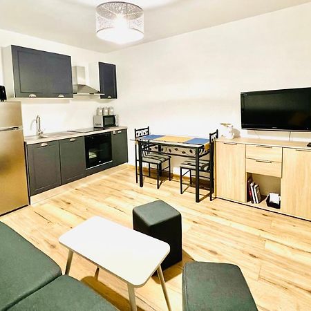 Appartement A 2 Minutes De Geneve - Annemasse アンビイ エクステリア 写真