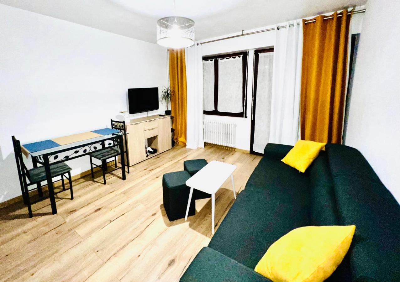 Appartement A 2 Minutes De Geneve - Annemasse アンビイ エクステリア 写真