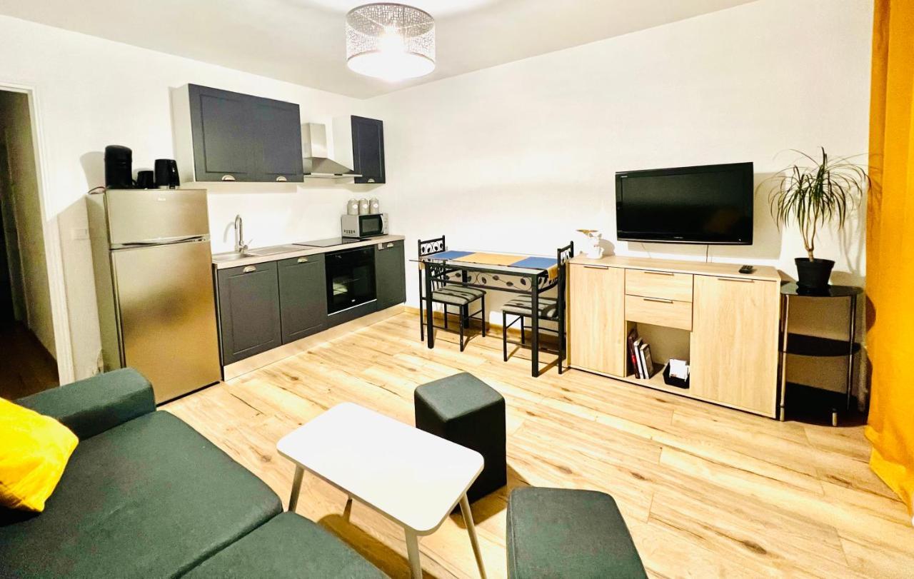 Appartement A 2 Minutes De Geneve - Annemasse アンビイ エクステリア 写真